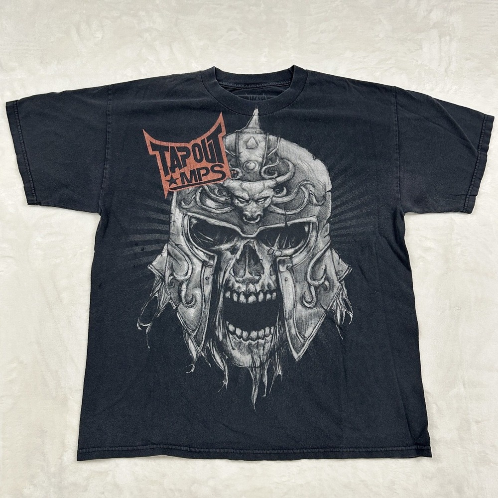 Tapout T-Shirt Mens L Black Skull Gladiator Graphic Distressed MMA Tee